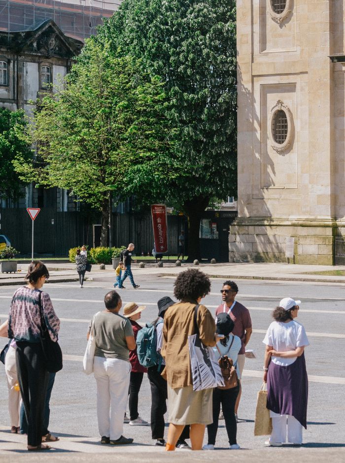 PARAÍSO: O Império Ainda Mora Aqui? Memórias, marcas e caminhos da descolonização em Braga