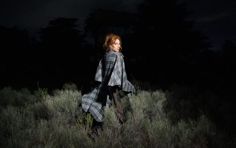 Formas de Fazer: In the shadow of official reports, with Nina Laisné