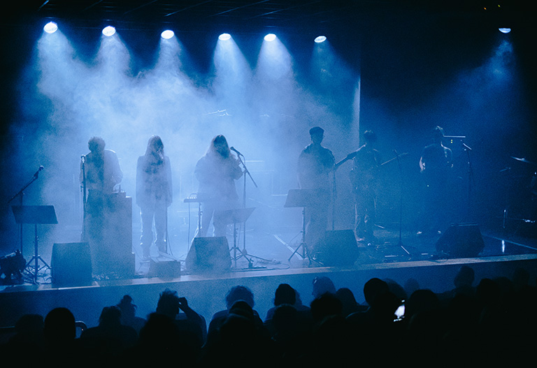 Três Tempos – Luca Argel and Marta Moreira